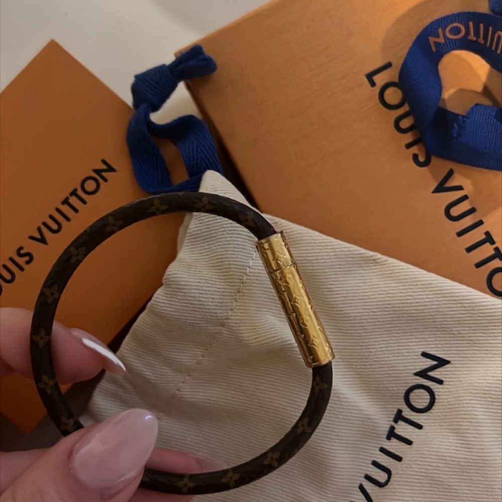 LV confidential bracelet - Picture 3 of 4